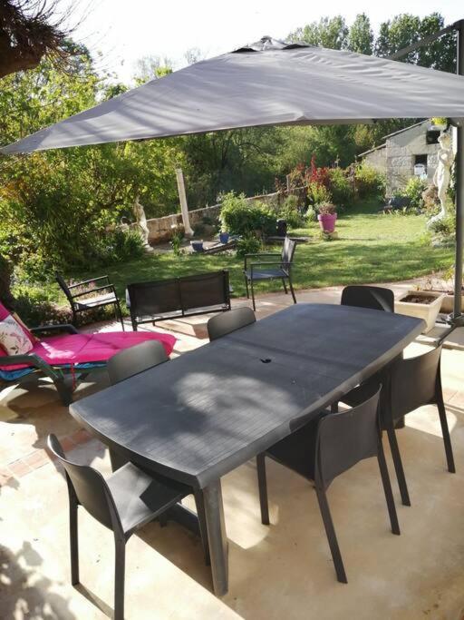 Apartament Le Lys Saintes Zewnętrze zdjęcie