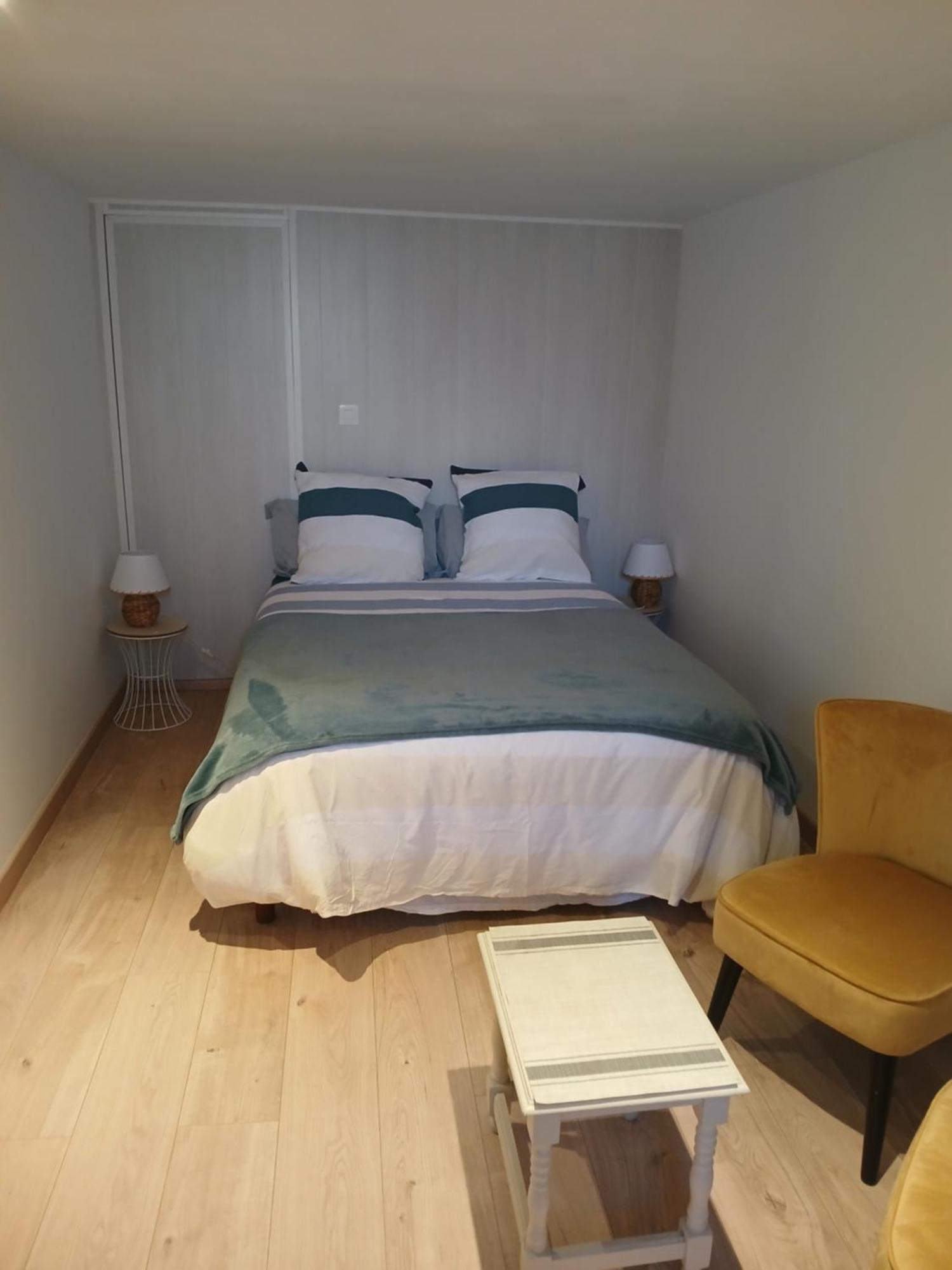 Apartament Le Lys Saintes Zewnętrze zdjęcie